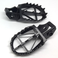 DRC Ultra Wide Foot Pegs  KTM/HQ 85 18- MX 16-22 Enduro 17- (-5mm EXC)