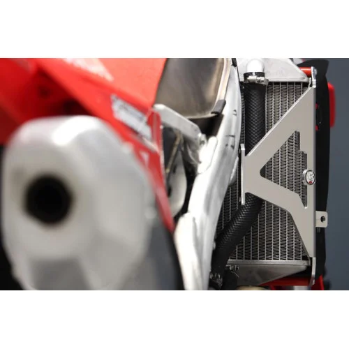 AXP Radiator Braces Red Honda CRF450R-CRF450RX 21- CRF250R 22- AXP Radiator Braces Red Honda CRF450R-CRF450RX 21- CRF250R 22-