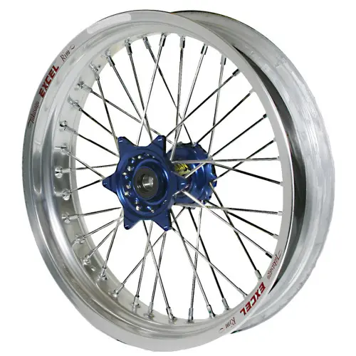 Haan Wheels, Komplett Hjul SM, 4,50, 17", BAK, SILVER BLÅ, Yamaha 03-20 WR450F, 03-08 YZ450F, 99-07 WR250, 17-19 WR250, 01-21 WR250F, 08-20 WR250R, 99-23 YZ250, 01-08 YZ250F, 99-07 WR125, 99-23 YZ125, 99-00 WR400F, 01-02 WR426F, 99 YZ400F, FANTIC 22- Haan Wheels, Komplett Hjul SM, 4,50, 17", BAK, SILVER BLÅ, Yamaha 03-20 WR450F, 03-08 YZ450F, 99-07 WR250, 17-19 WR250, 01-21 WR250F, 08-20 WR250R, 99-23 YZ250, 01-08 YZ250F, 99-07 WR125, 99-23 YZ125, 99-00 WR400F, 01-02 WR426F, 99 YZ400F, FANTIC 22-