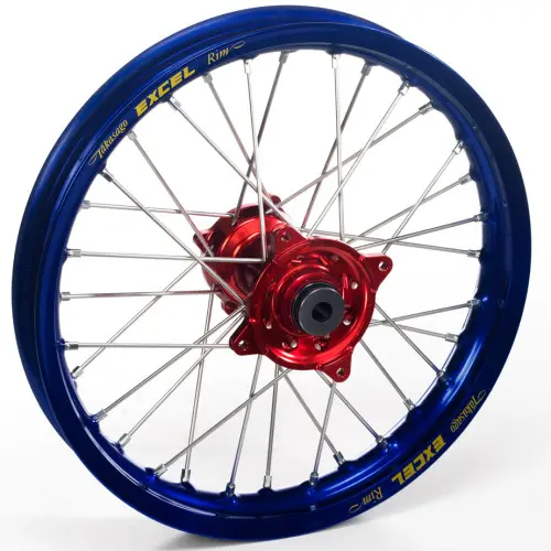Haan Wheels, Komplett Hjul, 2,15, 18", BAK, BLÅ RÖD, Yamaha 03-23 WR450F, 03-08 YZ450F, 99-07 WR250, 17-19 WR250, 01-23 WR250F, 08-20 WR250R, 99-23 YZ250, 01-08 YZ250F, 99-07 WR125, 99-23 YZ125, 99-00 WR400F, 01-02 WR426F, 99 YZ400F, FANTIC 22-23 XX Haan Wheels, Komplett Hjul, 2,15, 18", BAK, BLÅ RÖD, Yamaha 03-23 WR450F, 03-08 YZ450F, 99-07 WR250, 17-19 WR250, 01-23 WR250F, 08-20 WR250R, 99-23 YZ250, 01-08 YZ250F, 99-07 WR125, 99-23 YZ125, 99-00 WR400F, 01-02 WR426F, 99 YZ400F, FANTIC 22-23 XX