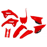 UFO Plastkit med Gaffelbensskydd Honda 999 UFO Plastkit med Gaffelbensskydd Honda 999