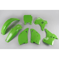 UFO Plastkit Kawasaki green