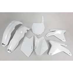 UFO Plastkit Suzuki white