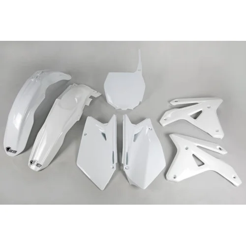 UFO Plastkit Suzuki white UFO Plastkit Suzuki white