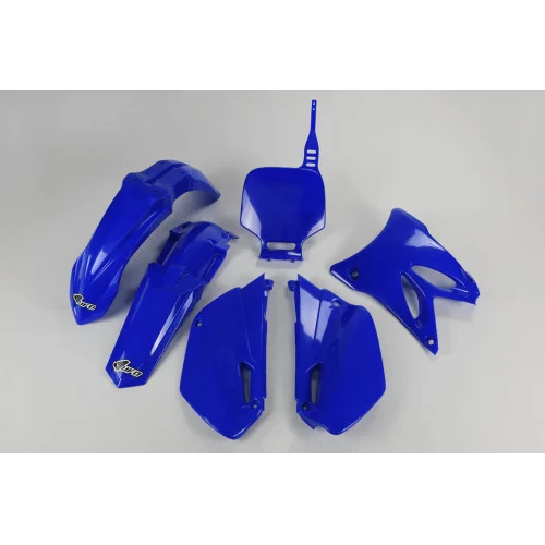 UFO Plastkit Yamaha blue UFO Plastkit Yamaha blue