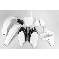 UFO Plastkit Yamaha white UFO Plastkit Yamaha white