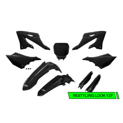 UFO Plastkit med Gaffelbensskydd Yamaha Restyle YZF Svart