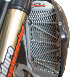EE Kylarskydd med galler Triumph TF250/450 24-26