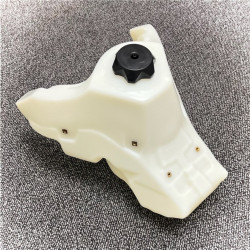Bensintank CRF450R 21-23, CRF250R 22-23, 11,8L (2,6 gallon) Bensintank CRF450R 21-23, CRF250R 22-23, 11,8L (2,6 gallon)
