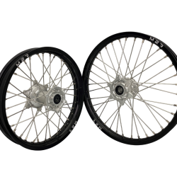 M2R Hjulset 21/19 Triumph Silver/Svart/Silver/Silver