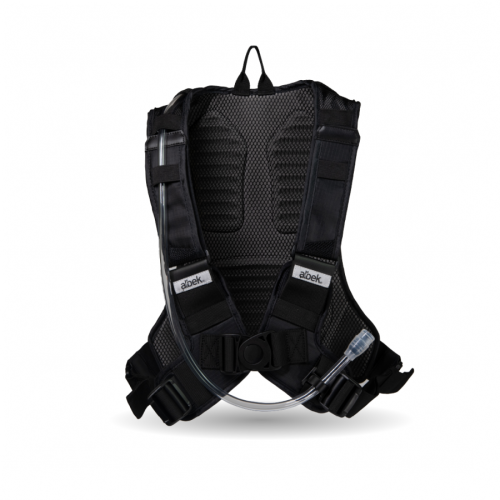Albek, H2O- HAULER THREE HYDRATION PACK 1.5L, SVART Albek, H2O- HAULER THREE HYDRATION PACK 1.5L, SVART